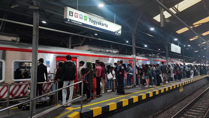 Suasana Stasiun Tugu Jogja, Minggu (22/10/2023).