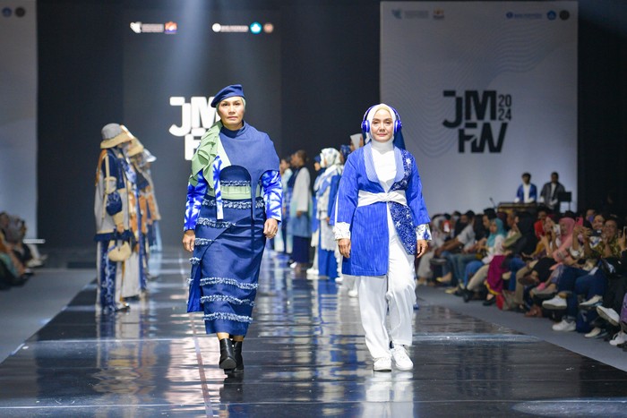 Talenta Vokasi Ramaikan JMFW 2024 Talenta Vokasi Ramaikan JMFW 2024