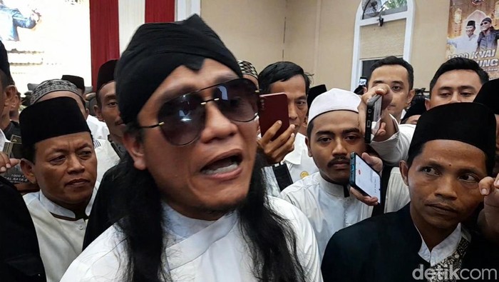 Ulama kondang asal Jogja, Miftah Maulana Habiburrahman atau Gus Miftah usai deklarasi 1000 Kiai Kampung di Brebes, Minggu (22/10/2023)