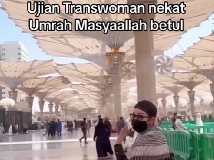 Unggahan pengalaman transpuan saat menjalani ibadah umrah, viral di TikTok.