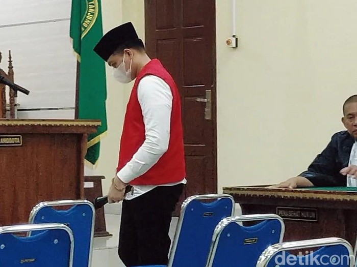AKP Andri Gustami saat sidang di PN Tanjung Karang.