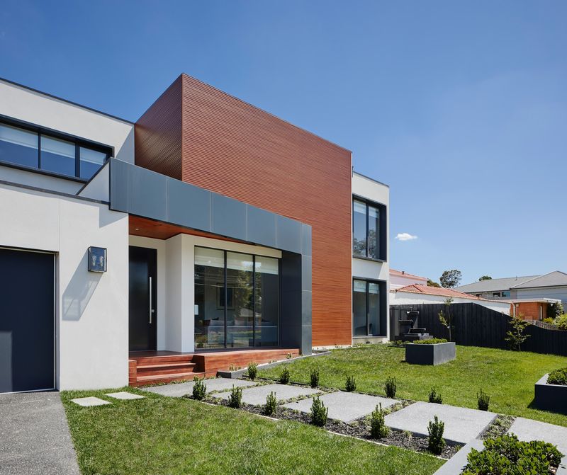 Desain rumah 2 lantai minimalis