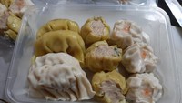 Dimsum You di Kebon Jeruk, Jakarta Barat menawarkan dimsum enak, tak hanya dikukus ada juga dimsum goreng. Foto: Google Review