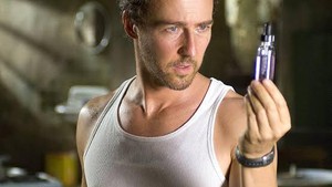 Gak cuma Hulk, Edward Norton juga sempat diundang untuk audisi peran Wolverine tapi dia ngerasa karakter itu gak cocok untuknya. Dok. Marvel Studios