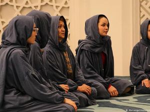 Jaga Sekularisme, Kazakstan Larang Penggunaan Jilbab di Sekolah