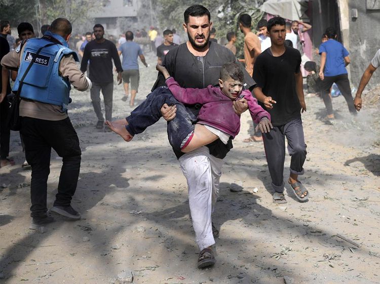 Tangis Anak-anak Korban Serangan Israel di Gaza
