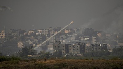 Kelabunya Langit Gaza di Tengah Aksi Saling Serang Israel-Hamas