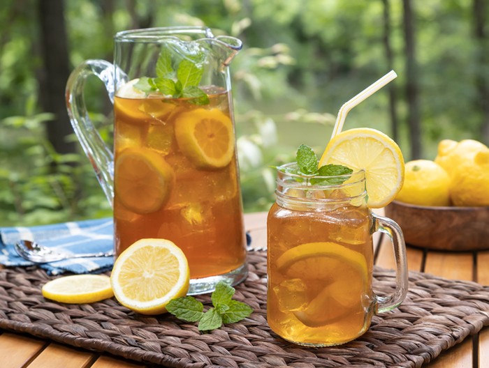 Selain Menyegarkan Teh Lemon Juga Punya 5 Manfaat Sehat Ini
