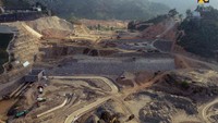 Memiliki kapasitas tampungan sebesar 98,81 juta meter kubik. Bendungan Ameroro dapat dimanfaatkan sebagai pembangkit listrik dengan kapasitas 1,3 MW. Selain itu, Bendungan Ameroro juga menjadi salah satu potensi pariwisata di Kabupaten Konawe karena keindahannya.  