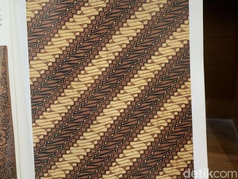 Motif Batik Parang.