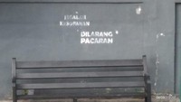 Pemberitahuan di depan tempat pembelian tiket spot utama Ngarai Sianok.