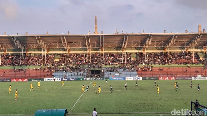 Pertandingan PSMS Medan Vs Sriwijaya FC di Stadion Teladan Medan. (Nizar Aldi/detikSumut)
