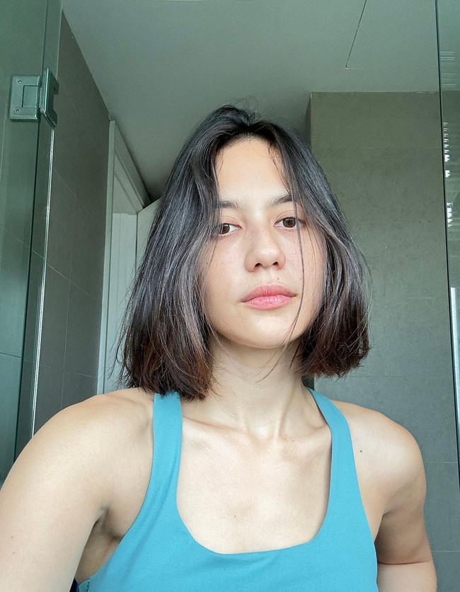 Pevita Pearce juga acap kali memamerkan wajah polos tanpa makeup yang semakin memancarkan kecantikan alaminya. Foto: Instagram/@pevpearce