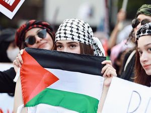 Scarf Keffiyeh, Simbol Palestina yang Sarat Makna Perjuangan