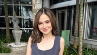 Syifa Hadju populer sebagai aktris yang tampil wara-wiri di layar kaca. Berbagai sinetron hingga film layar lebar sukses dibintanginya. Foto: Instagram/syifahadju