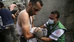 Momen Bayi Korban Serangan Israel Dievakuasi dari Reruntuhan di Gaza