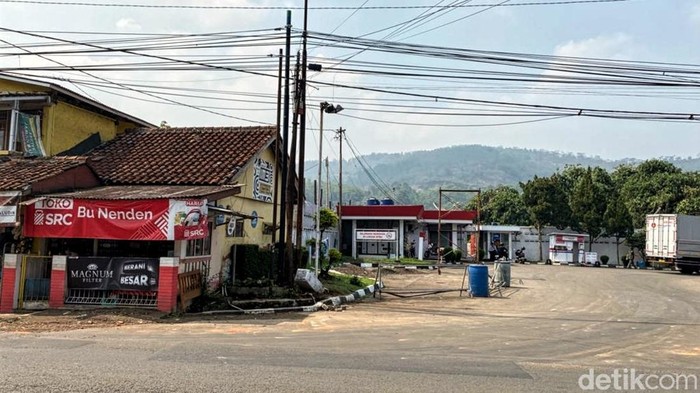 TKP Pekerja Jaringan Internet tersengat aliran listrik di Cibadak, Sukabumi pada 22 Oktober 2023