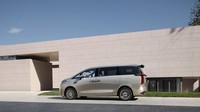 Toyota Alphard lagi-lagi mendapat penantang serius dari brand China. Great Wall Motor merilis harga dari MPV premium Wey Gaoshan. Banderolannya di bawah Rp 1 miliar. Foto: Great Wall Motor