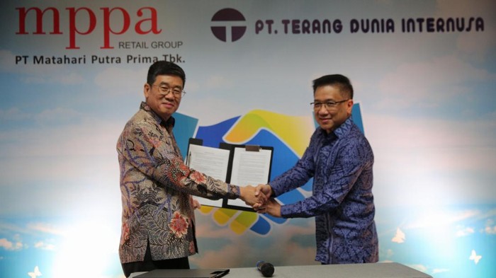 Bagi-bagi Motor Listrik untuk Dukung Lingkungan Sehat