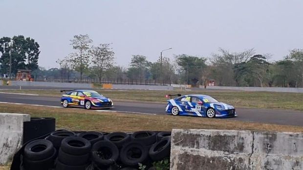 Dypo Fitra juara umum kelas FFA Max 3600 Super Touring Car Racing di ISSOM 2023.