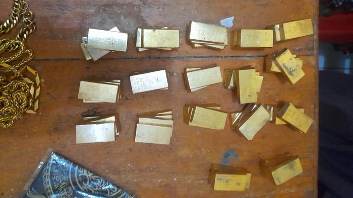 Emas palsu yang dipakai pria Pandeglang untuk menipu korban (dok. Istimewa)