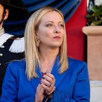 Tak lama setelah itu sang Perdana Menteri memutuskan hubungannya dengan Andrea. Foto: dok. Instagram/@giorgiameloni