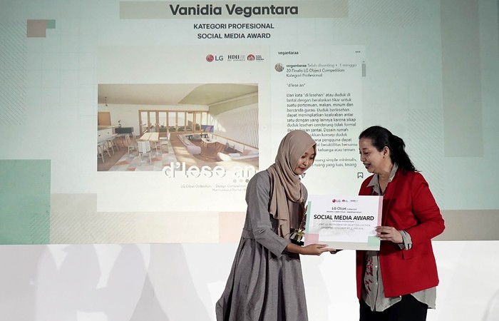 LG Objet Design Competition memilih tiga pemenang yang mewakili karya terbaik dari kedua kategori yang dipertandingkan, Mahasiswa dan Professional. Mereka berhak menyabet total hadiah Rp 200 juta.