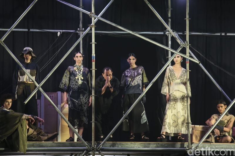 Koleksi Terbaru Biyan 133 Spring 2024 Koleksi Terbaru Biyan 133 Spring 2024