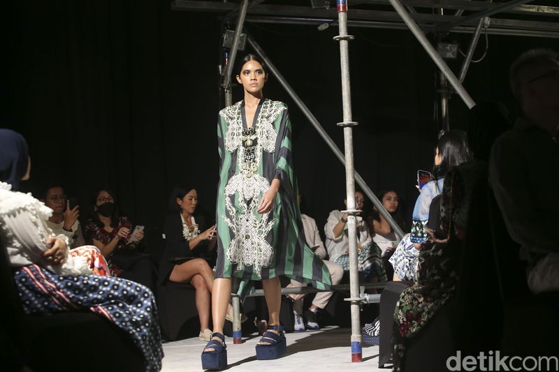 Koleksi Terbaru Studio 133 Biyan Spring 2024 Koleksi Terbaru Studio 133 Biyan Spring 2024