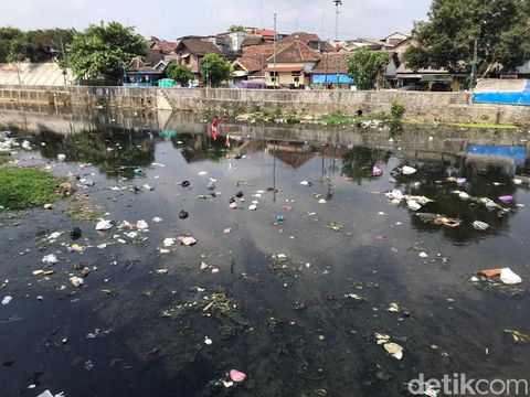 Kondisi terkini Sungai Code, tepatnya di Bendung Mergangsan, Wirogunan, Kota Jogja, Selasa (24/10/2023) siang.