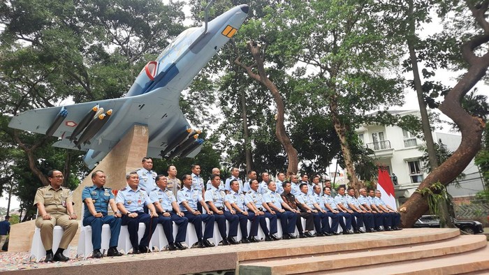 KSAU Marsekal Fadjar Prasetyo meresmikan Monumen Pesawat A4 Skyhawk Swa Bhuwana Paksa di Taman Seno Tebet, Jakarta Selatan.