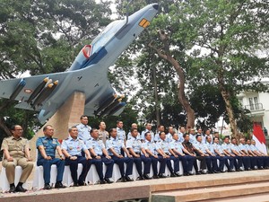 TNI AU Resmikan Monumen Pesawat A4 di Taman Seno Tebet