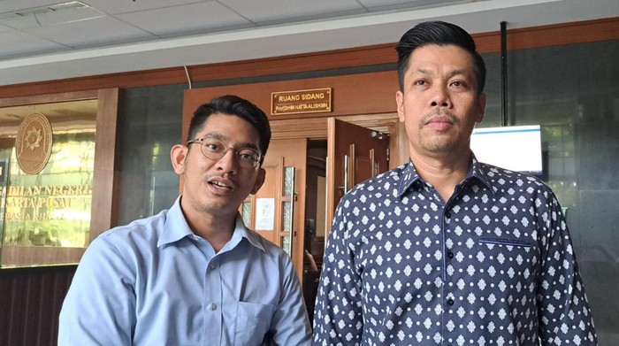 Kuasa hukum mantan Direktur Utama (Dirut) PT Garuda Indonesia Emirsyah Satar