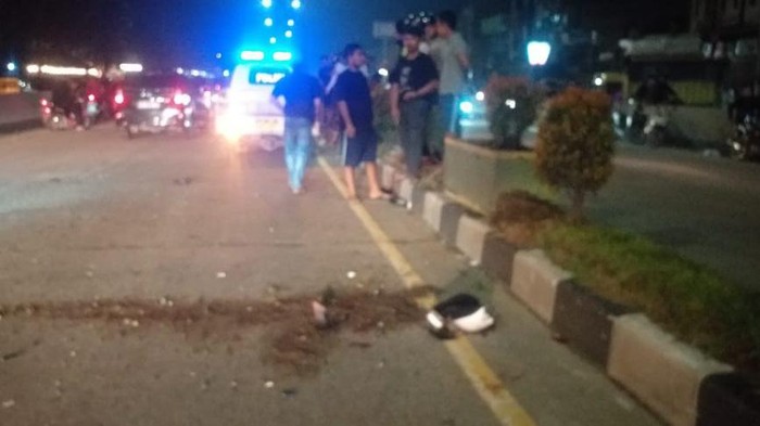 Lokasi pemotor tewas ditabrak mobil. (Foto: dok Polsek Deli Tua).