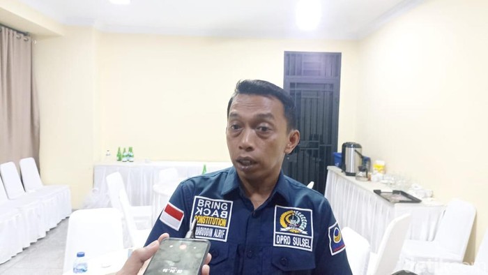 Wakil Ketua DPRD Sulsel Syaharuddin Alrif.