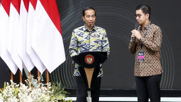 Momen Jokowi Buka BNI Investor Summit 2023