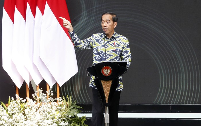 Di tengah perekonomian global yang menantang, perekonomian Indonesia masih aman, tercermin dari pertumbuhan ekonomi yang masih konsisten di angka lima persen.
