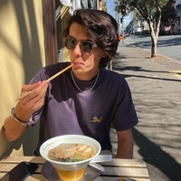 Nikolai kini sedang menempuh pendidikan di Universitas Teknologi, Sydney, Australia. Ia baru saja berulang tahun yang ke-24 pada Agustus lalu. Foto: Instagram @nikolaitildanmark