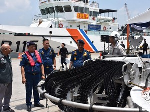 Pemerintah Latihan Tanggulangi Tumpahan Minyak di Laut RI