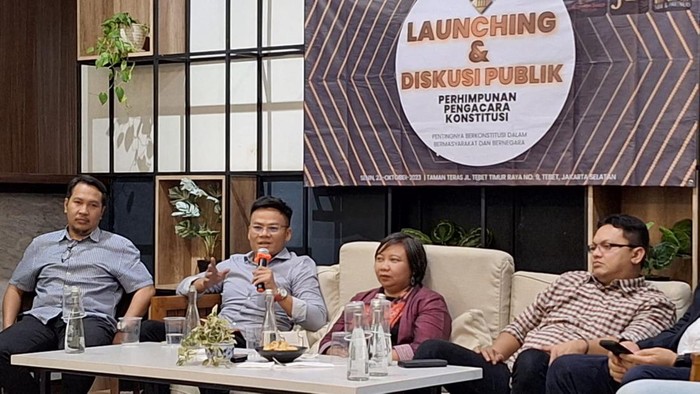 Peluncuran buku Kompilasi Tafsir UUD 1945