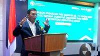 Direktur Utama Bank BTN Nixon LP Napitupulu memberikan sambutannya di Universitas Sumatera Utara (USU) usai menyerahkan bantuan dan dukungan kegiatan Dies Natalis USU yang ke-71 di Medan, Sumatera Utara.
