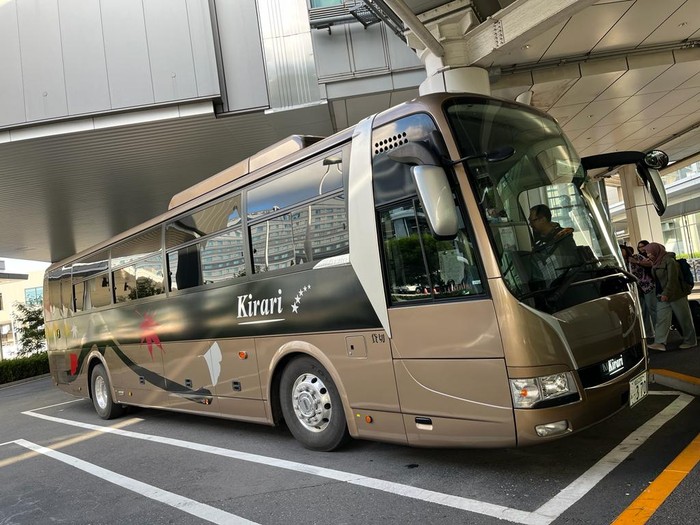 Potret bus-bus di Jepang