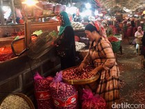 Geliat Malam di Pasar Pabean Surabaya yang Berdiri Sejak 1849