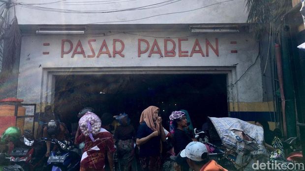 Potret Pasar Pabean Surabaya