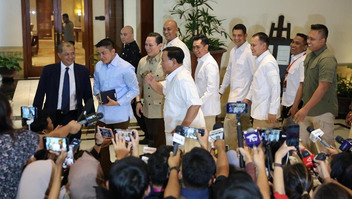Prabowo nge-prank rekan-rekan media