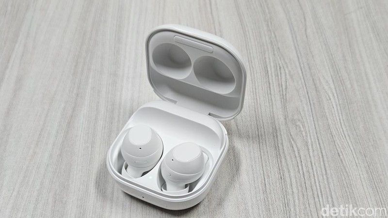 Samsung Galaxy Buds FE