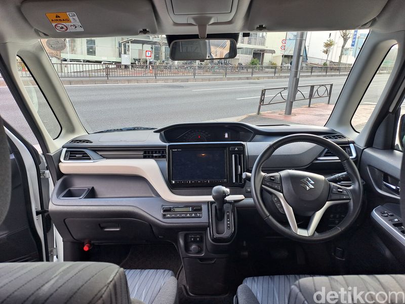 Suzuki Solio Hybrid