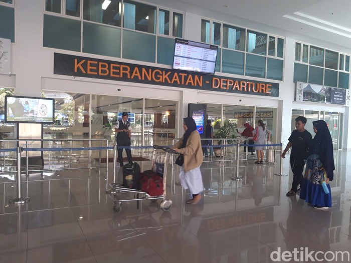 Terminal keberangkatan Bandara Adi Soemarmo, Solo. Diunggah Selasa (24/10/2023).