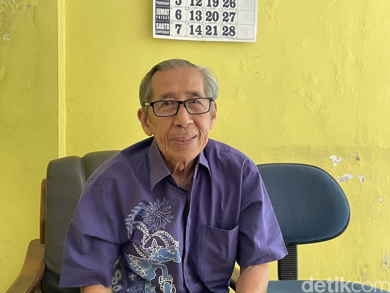 Toko roti ini eksis sejak 1952 di Jogja. Kini dijalankan generasi ketiga. Foto diunggah Senin (23/10/2023).
