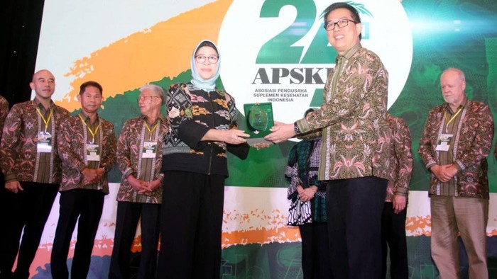 Seminar tentang kesehatan digelar di Jakarta. Dalam seminar itu, para ahli berbagi pengetahuan di bidang suplementasi.